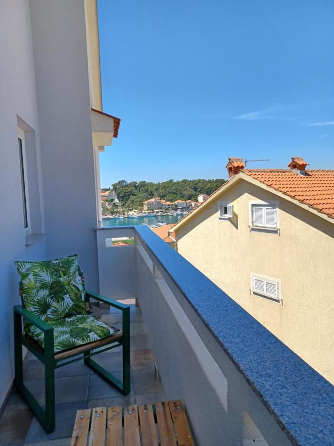 Apartments Ivic Rab Town Eksteriør billede